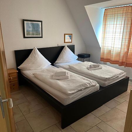 City Center - 4 Room Apartment With Kitchen And 2 Bathrooms Núremberg Exterior foto