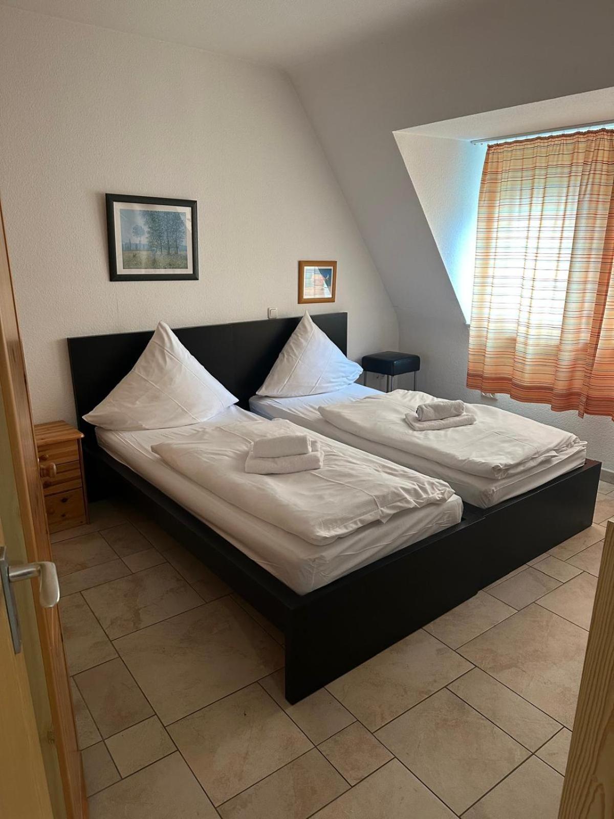 City Center - 4 Room Apartment With Kitchen And 2 Bathrooms Núremberg Exterior foto